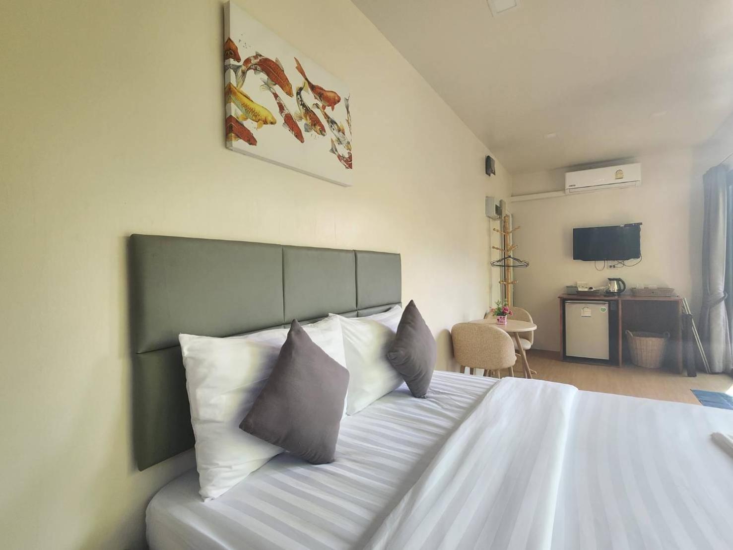 Курортный комплекс Box At Pran 3*
